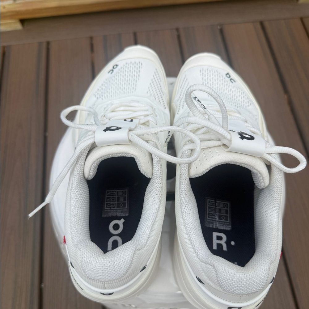 On Running ROGER - Picture 7 of 10